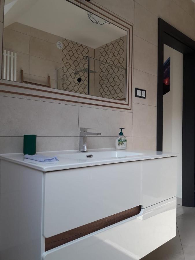 Apartament Pod Lipka Lutowiska Esterno foto